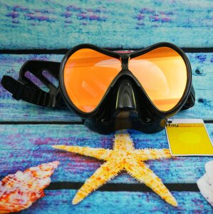 Маски и окуляри для підводного плавання