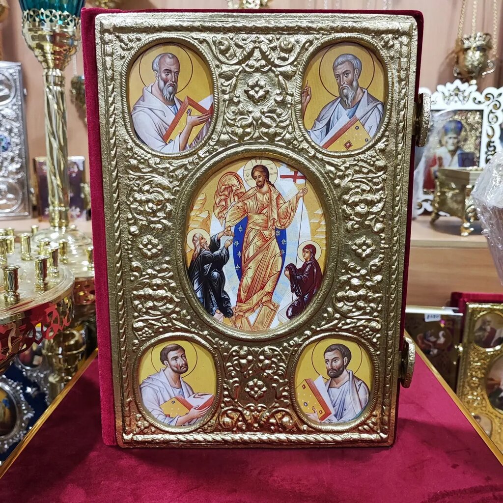 Євангеліє велике (українська мова) 36х26см від компанії Церковна крамниця "Покрова" - церковне начиння - фото 1