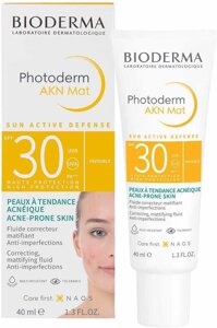 Біодерма Фотодерм АКН Мат Сонцезахисна емульсія Bioderma Photoderm AKN Mat SPF 30 Matifying Sun Fluid 40 мл