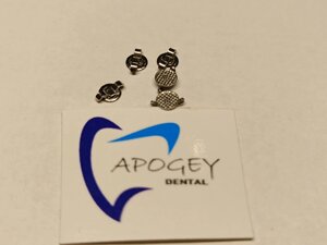 Кнопка ортодонтична лінзальна з вусиками ApogeyDental Ціна за 1 шт.