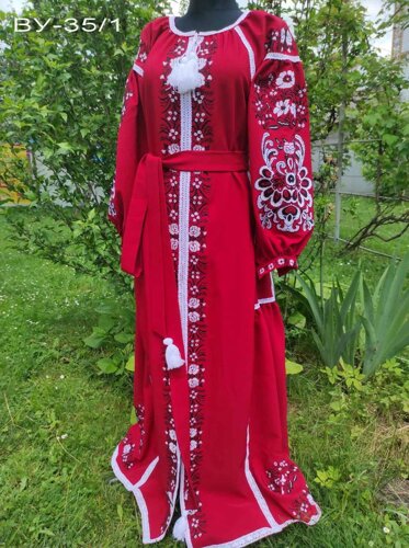 Довге червоне святкове вишите жіноче плаття-вишиванка в стилі бохо сукня вишиванка
