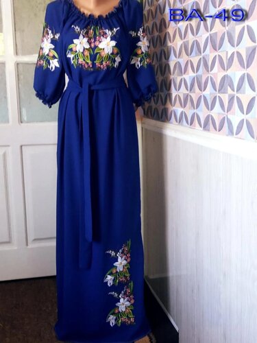 Синє довге стрейч-шифонове вишите жіноче плаття вишиванка з ліліями сукня вишиванка