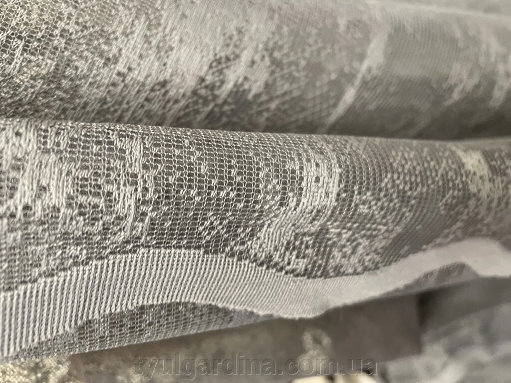 Тюль мармур сірого кольору в зал від компанії "Штори і тюль" інтернет-магазин - фото 1