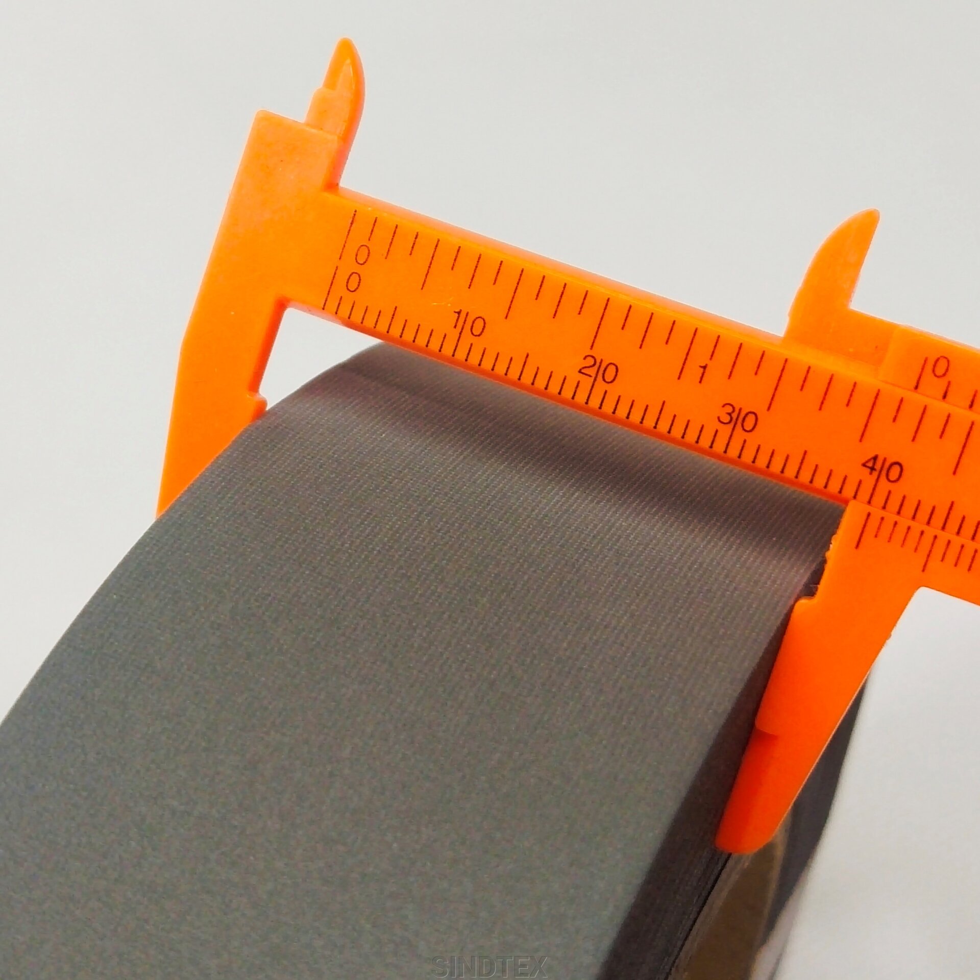 Светоотражающая лента для пошива одежды Светоотражающая лента для пошива одежды