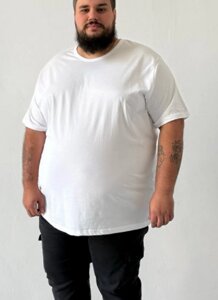 Біла чоловіча футболка великого рзміру .