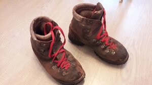 Зимові чоловічі черевики із шипами снігоходи череветки взуття зіття шкіряні шкир'ї 43-44