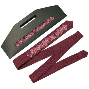 Модна тонка вишита краватка №662