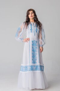 Весільна вишита жіноча сукня " УкраІнська " біла з блакитною