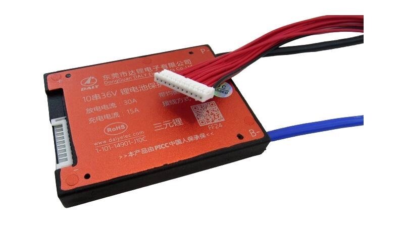BMS контролер заряду розряду Daly 10S 30A, 36V 42V Li-Ion з балансиром водонепроникна - опт