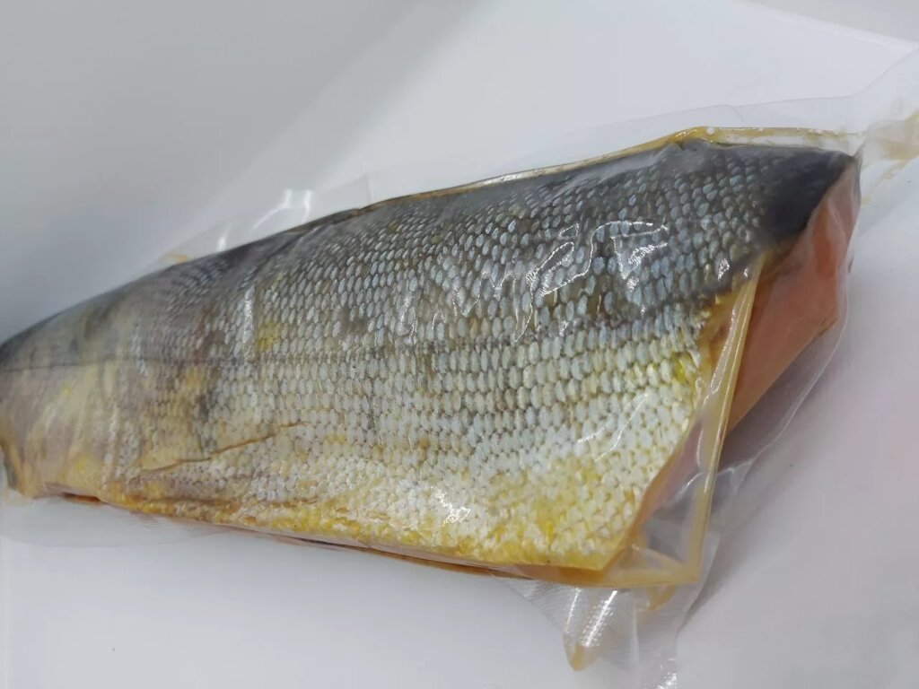 Кета рыба холодного копчения тушка без головы потрошеная ##от компании## Ikrafish_ua - ##фото## 1