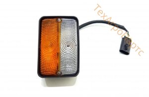 Вказівник переднього повороту лів./прав. AL75642 / AL79004 John Deere