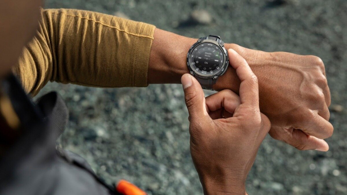 Garmin додає AMOLED-дисплеї до гібридних смарт-годинників Instinct Crossover - фото pic_e6a6287e79359ee09233854e11d1b6e4_1920x9000_1.jpg