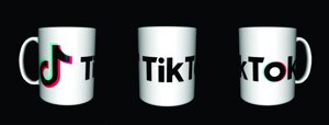 Чашка з друком Tik Tok