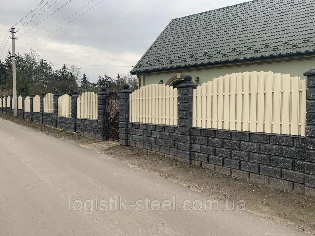 Євроштакетник металевий двосторонній , 130 мм, бежевий, RAL 1015, глянсовий від компанії Логістик Сталь - фото 1