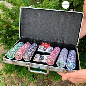 Покерний набір в алюмінієвому кейсі на 300 фішок номіналом (39х21х8см )300N