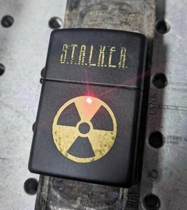 Запальничка із гравіюванням Zippo Classic Black Matte бензинова, індивідуальний дизайн Код/Артикул LG18P