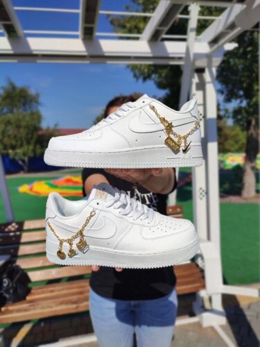 $ Zhenskie Crosses Nike Air Force 1 Lucky Charm 37