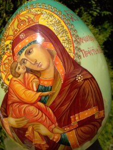 Копія Почаївської ікони маслом на Великодньому яйце-33см.