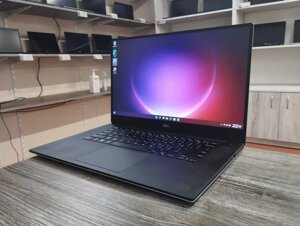 Ноутбук dell XPS 15 9560|15.6"FHD, IPS/i7-7700HQ/8гб/GTX-1050 4GB/512 SSD