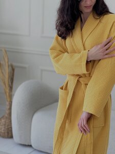 Вафельний халат жіночий гірчичний 100% бавовна 320 г/м2 M в Чернівецькій області від компанії IDEAL TEXTILE: махровые полотенца, халаты, постельное белье