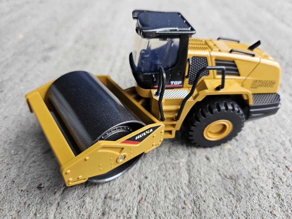 Металева модель Дорожній Коток - асфальтоукладач Huina Toys М1:50 від компанії Кілометр - фото 1