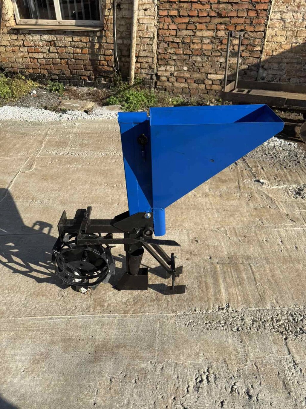 Часникосаджалка мотоблочна 1 рядна на 24 та 34 ложка від компанії Agrofast - фото 1