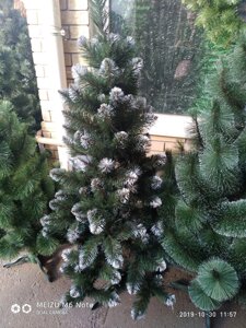 Ялинка штучна 1.8 м "ЛІДІЯ" зелена з білими кінчиками.