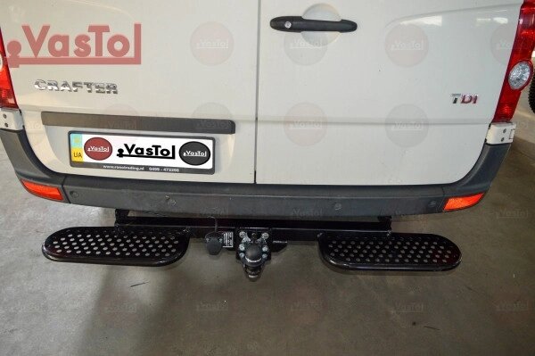 Фаркоп Volkswagen Crafter (виключаючи бортовий) + 2 підніжки (2006-2017) від компанії Інтернет-магазин Автостиль - фото 1