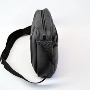Стильна чоловіча сумка-месенджер із натуральної шкіри флотар, чорного кольору, чоловічі сумки через плече
