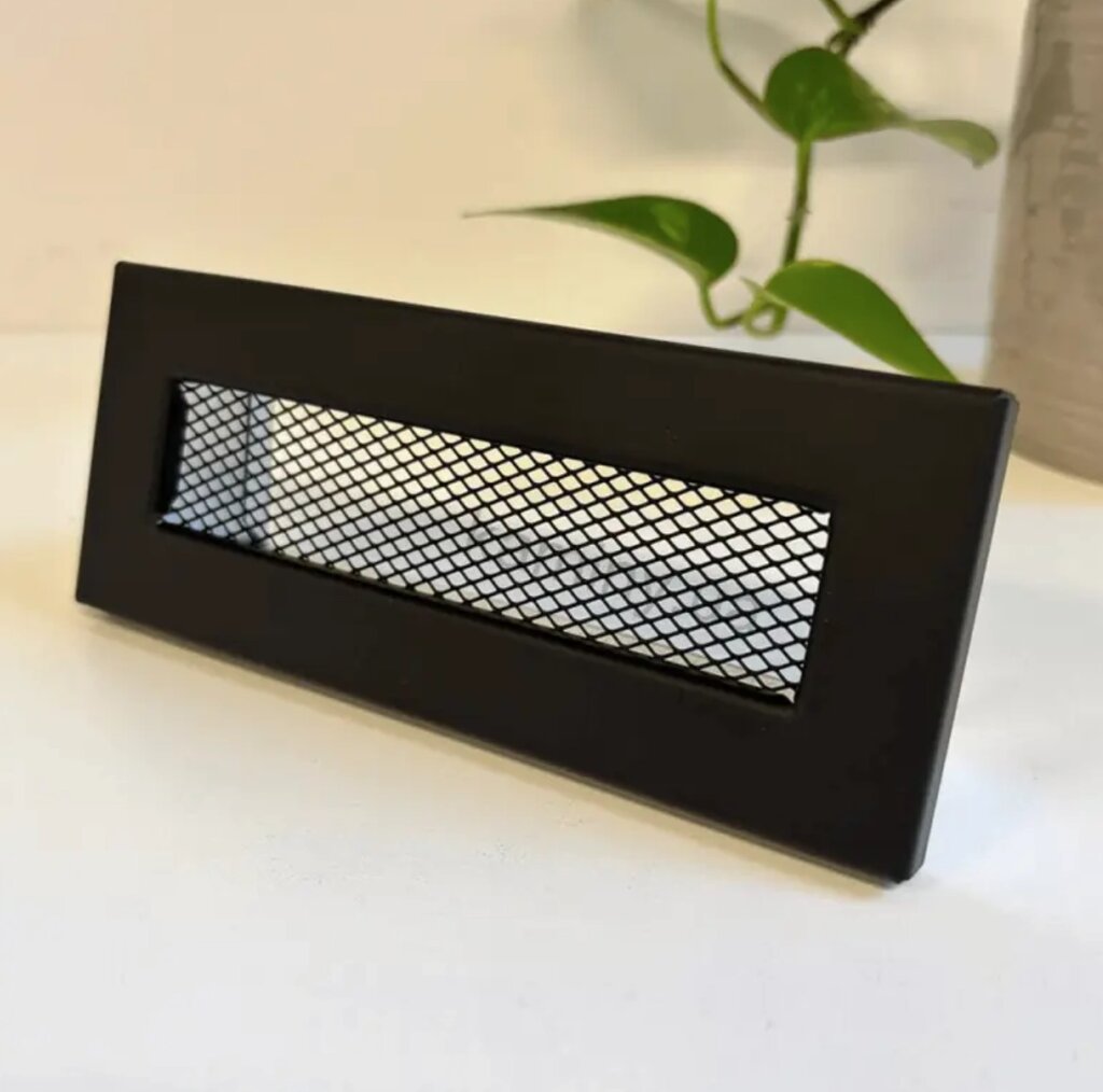 Решітка вентиляційна Darco Ventlab для каналу 150х50 мм від компанії Магазин камінів і печей - фото 1