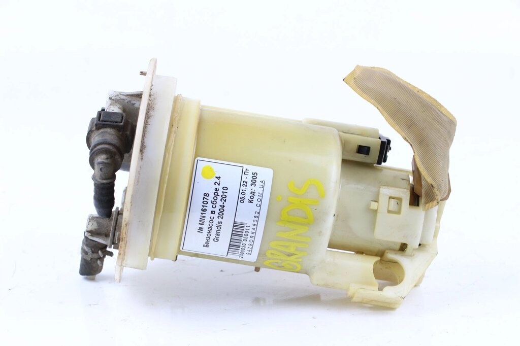 Бензонасос в зборі 2.4 Mitsubishi Grandis 2004-2010 MN161078 (3005) від компанії Автозапчастини б/в для японських автомобілів - вибирайте Razborka6062 - фото 1