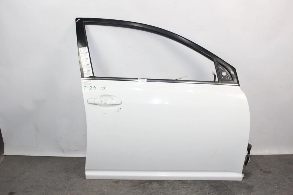 Двері передня права Toyota Avensis T25 (T250) 2003-2009 6700105050 (2073) від компанії Автозапчастини б/в для японських автомобілів - вибирайте Razborka6062 - фото 1