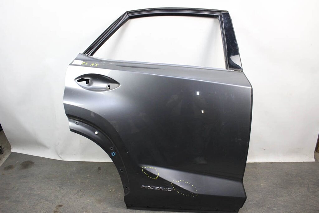 Двері задня права Lexus NX 2014-2021 6700378020 (18718) від компанії Автозапчастини б/в для японських автомобілів - вибирайте Razborka6062 - фото 1