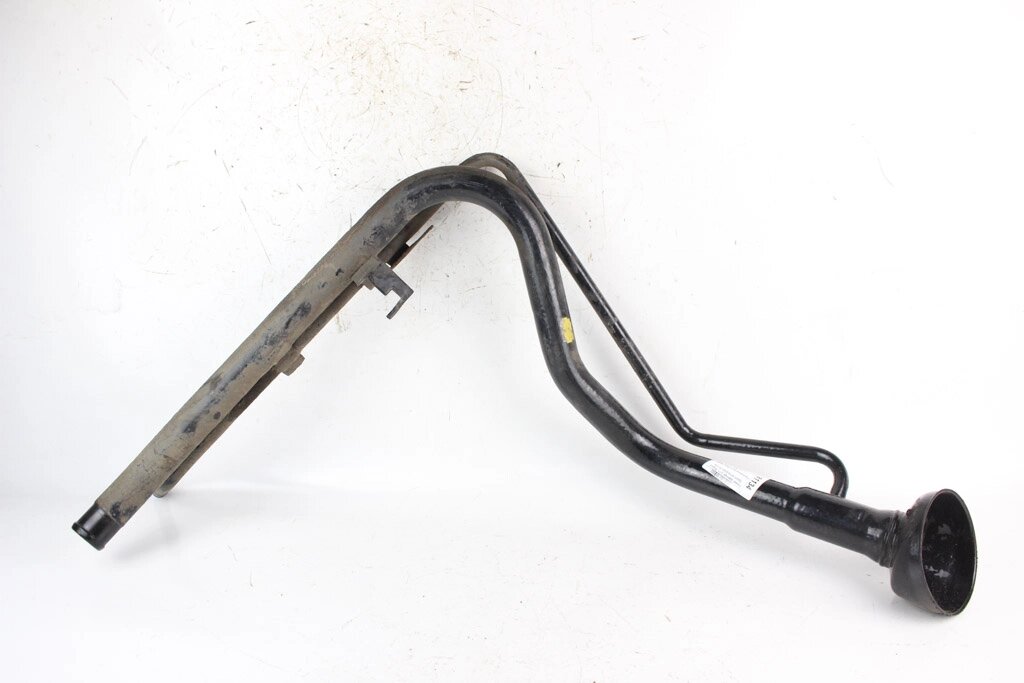 Горловина бензобака diesel 1.5 Nissan Qashqai (J11- Rogue Sport) 2014-2022 172214EA0A (81134) від компанії Автозапчастини б/в для японських автомобілів - вибирайте Razborka6062 - фото 1