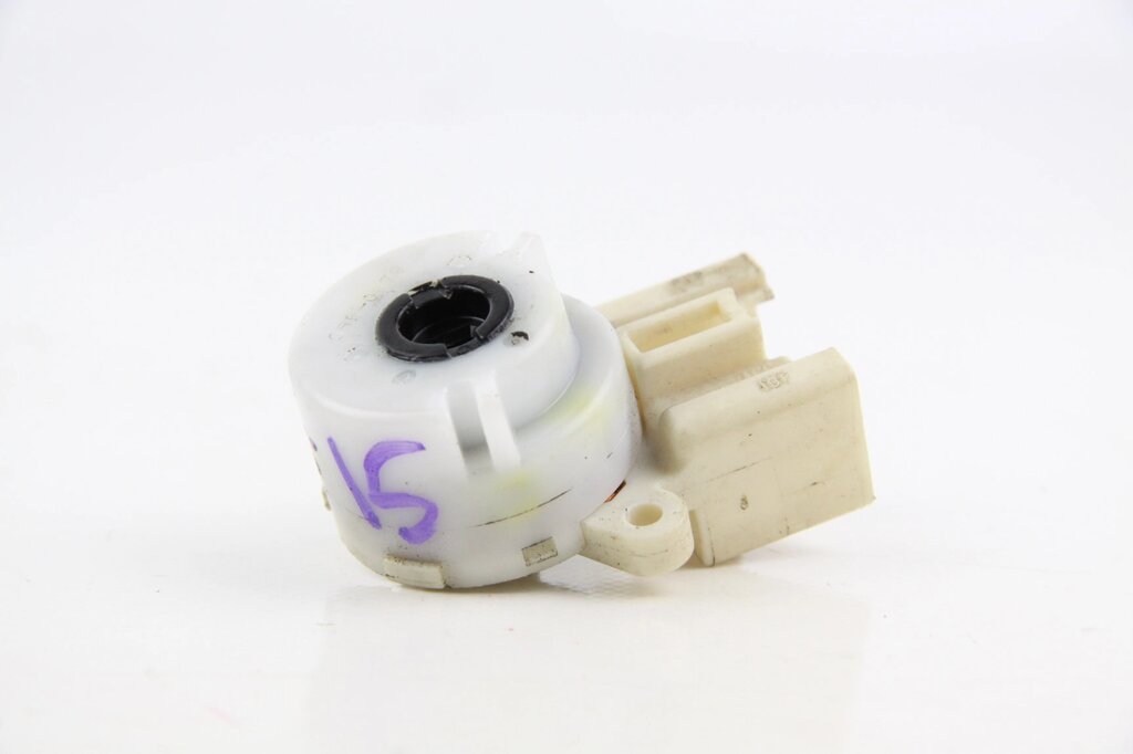 Контактна група замку запалювання Toyota Corolla E15 (E150) 2007-2013 8445012200 (48409) від компанії Автозапчастини б/в для японських автомобілів - вибирайте Razborka6062 - фото 1