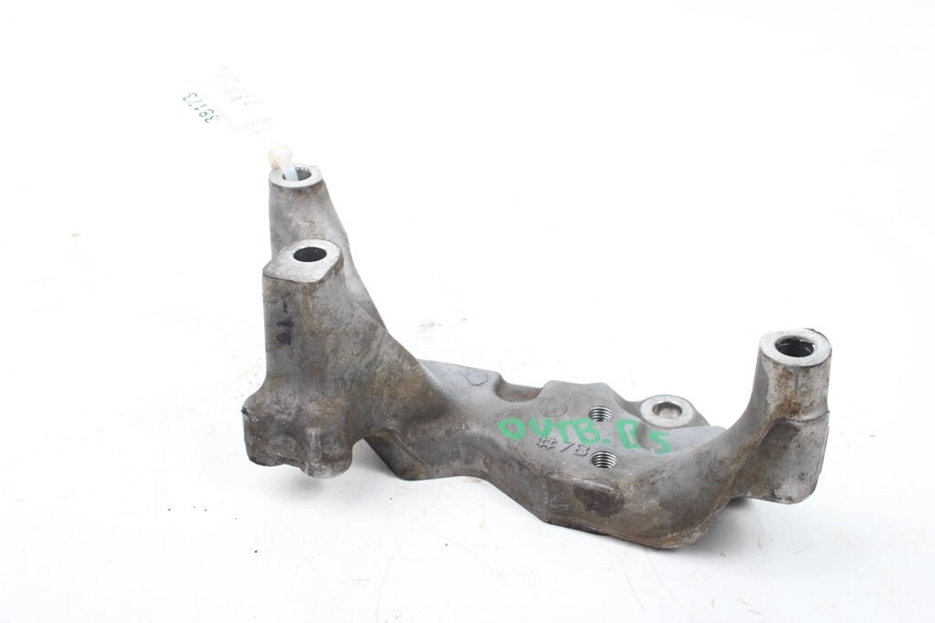 Кронштейн подушки двигуна передній 2.5 CVT Subaru Outback (BS/BN) 2014-2020 (38173) від компанії Автозапчастини б/в для японських автомобілів - вибирайте Razborka6062 - фото 1