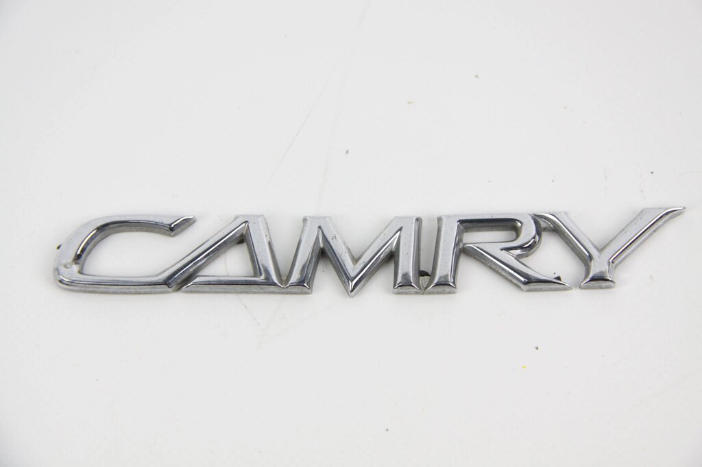 Напис кришки багажника Toyota Camry 40 (XV40) 2006-2011 7544233300 (46893) від компанії Автозапчастини б/в для японських автомобілів - вибирайте Razborka6062 - фото 1