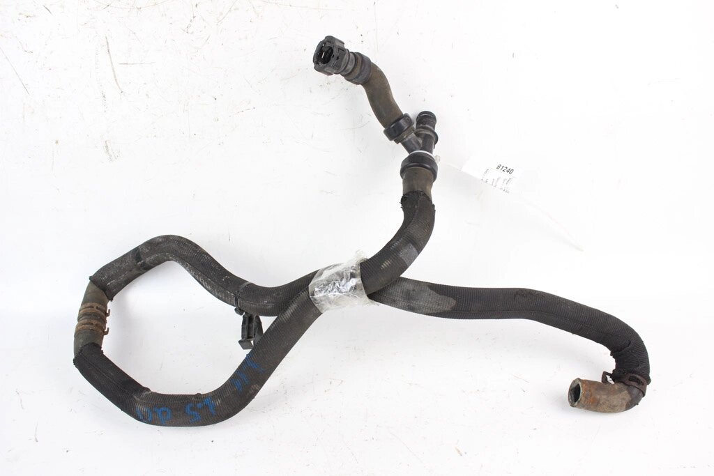 Патрубок охолодження двигуна 1.5dci Nissan Qashqai (J11- Rogue Sport) 2014-2022 140564EA0C (81240) від компанії Автозапчастини б/в для японських автомобілів - вибирайте Razborka6062 - фото 1