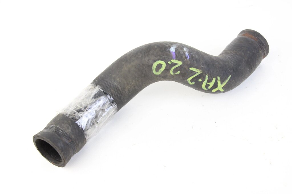 Патрубок води верхній 2.0-2.4 Toyota RAV-4 II 2000-2005 1657128060 (12571) від компанії Автозапчастини б/в для японських автомобілів - вибирайте Razborka6062 - фото 1