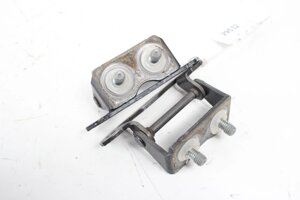 Петлі кр. багажника 2 шт. Subaru Forester (SJ) 2012-2018 60879FJ001 (29532) в Києві від компанії Автозапчасти б/у для японских автомобилей – выбирайте Razborka6062