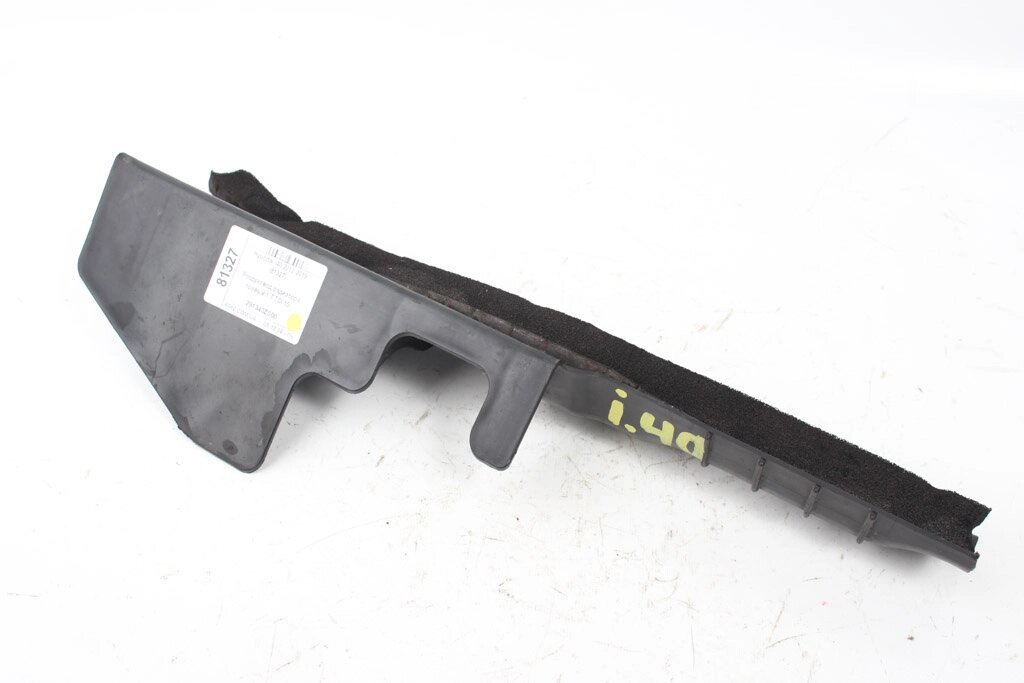 Повітропровід радіатора правий 1.7 TDI 15- Hyundai I40 2012-2019 291343Z000 (81327) від компанії Автозапчастини б/в для японських автомобілів - вибирайте Razborka6062 - фото 1