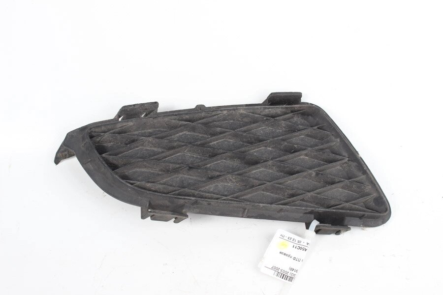 Заглушка ПТФ права Mazda 6 (GG-GY) 2003-2007 GJ6A50C11 (9149) від компанії Автозапчастини б/в для японських автомобілів - вибирайте Razborka6062 - фото 1