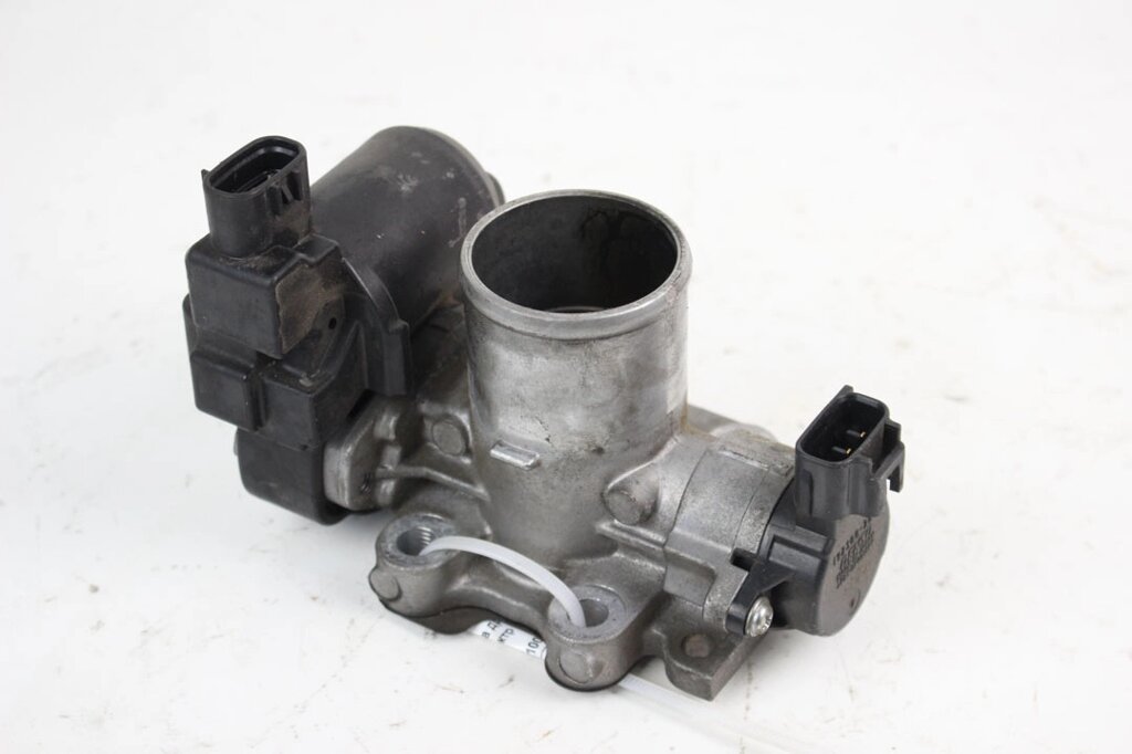 Заслінка дросельна електро 1.4 TDI Toyota Auris 2006-2012 2610033040 (80231) від компанії Автозапчастини б/в для японських автомобілів - вибирайте Razborka6062 - фото 1