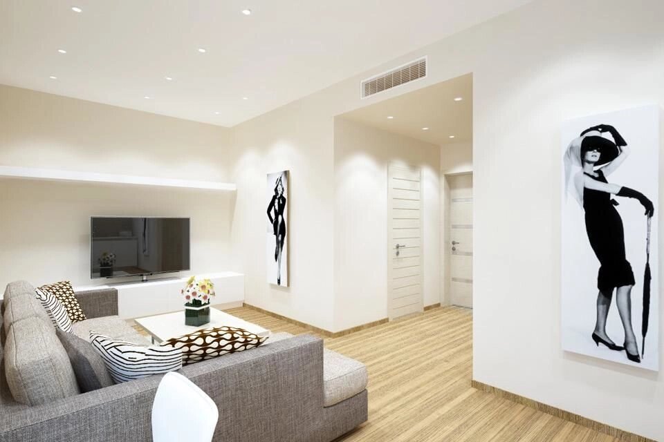 Матова натяжна стеля від компанії Компанія «Верго» Мелодія вашого будинку! - фото 1