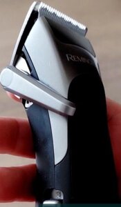 Машинка професійна для стриження Remington HC-366.