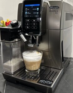 Кофемашина: Delonghi Dinamica Plus. 2019рік .