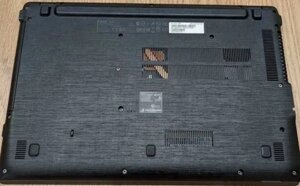 Ноутбук для навчання та роботи: ASER.