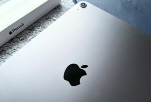 Планшет Apple iPad 4 64Gb Wi-Fi. Прекрасний стан!