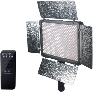 LED - освітлювач, відеосвет Mcoplus LE-920B (в комплекті з мережним адаптером)
