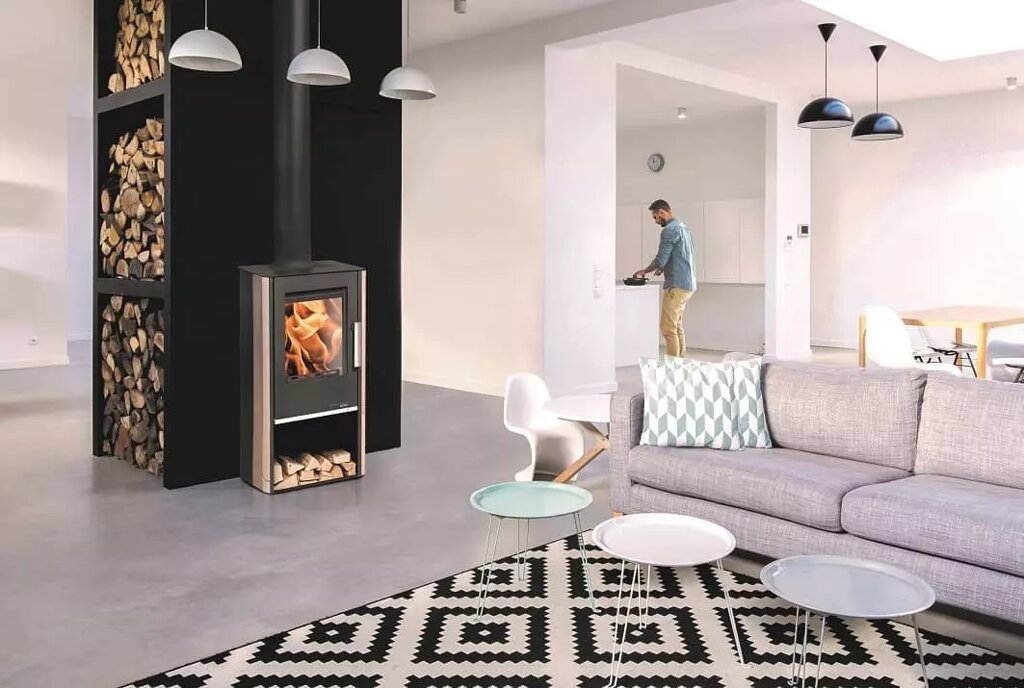 Умная печь каминофен Haas+Sohn Engadin Plus Woodstone песчаник ##от компании## House heat - ##фото## 1